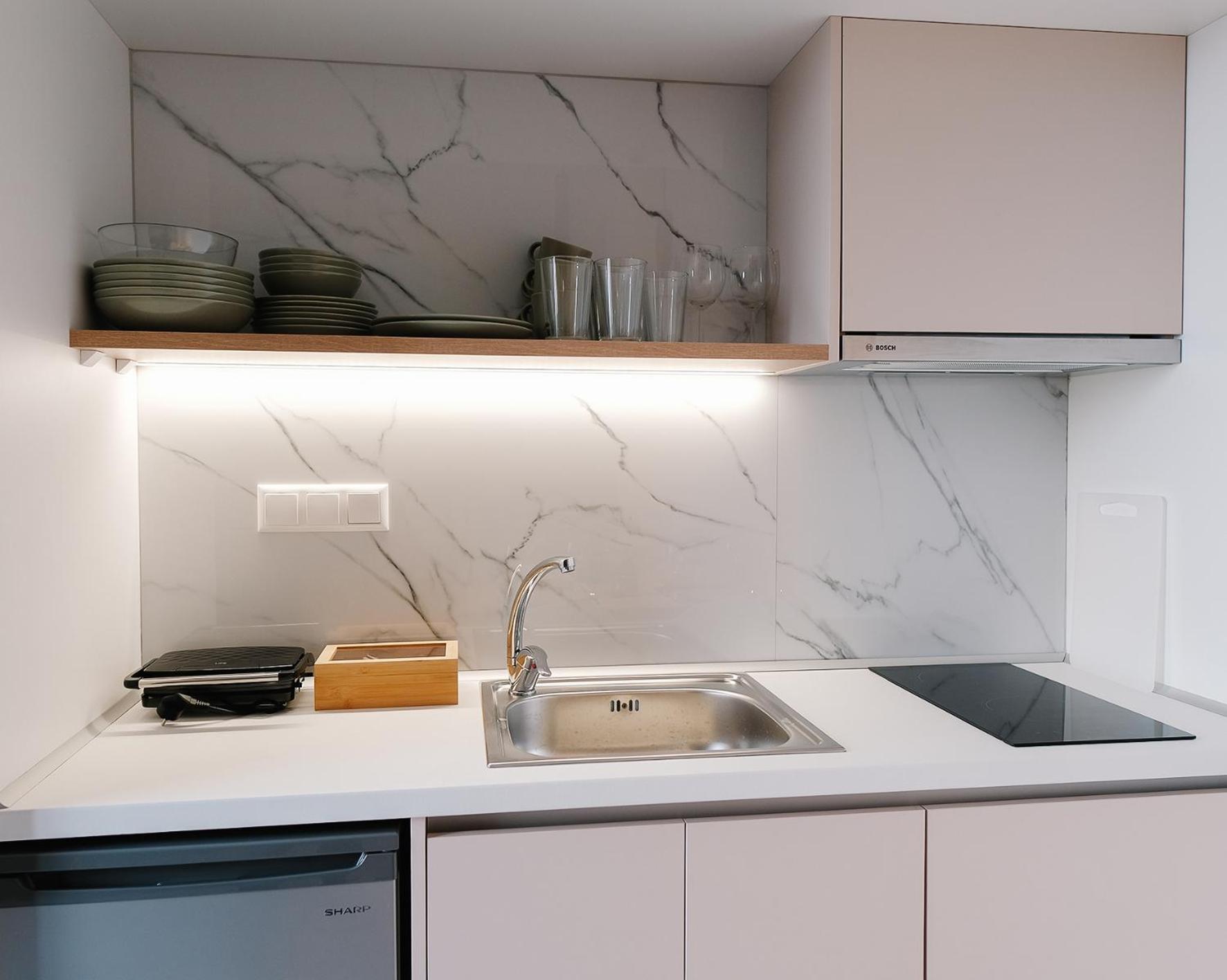 Aquarama Suites Nea Iraklitsa Bagian luar foto