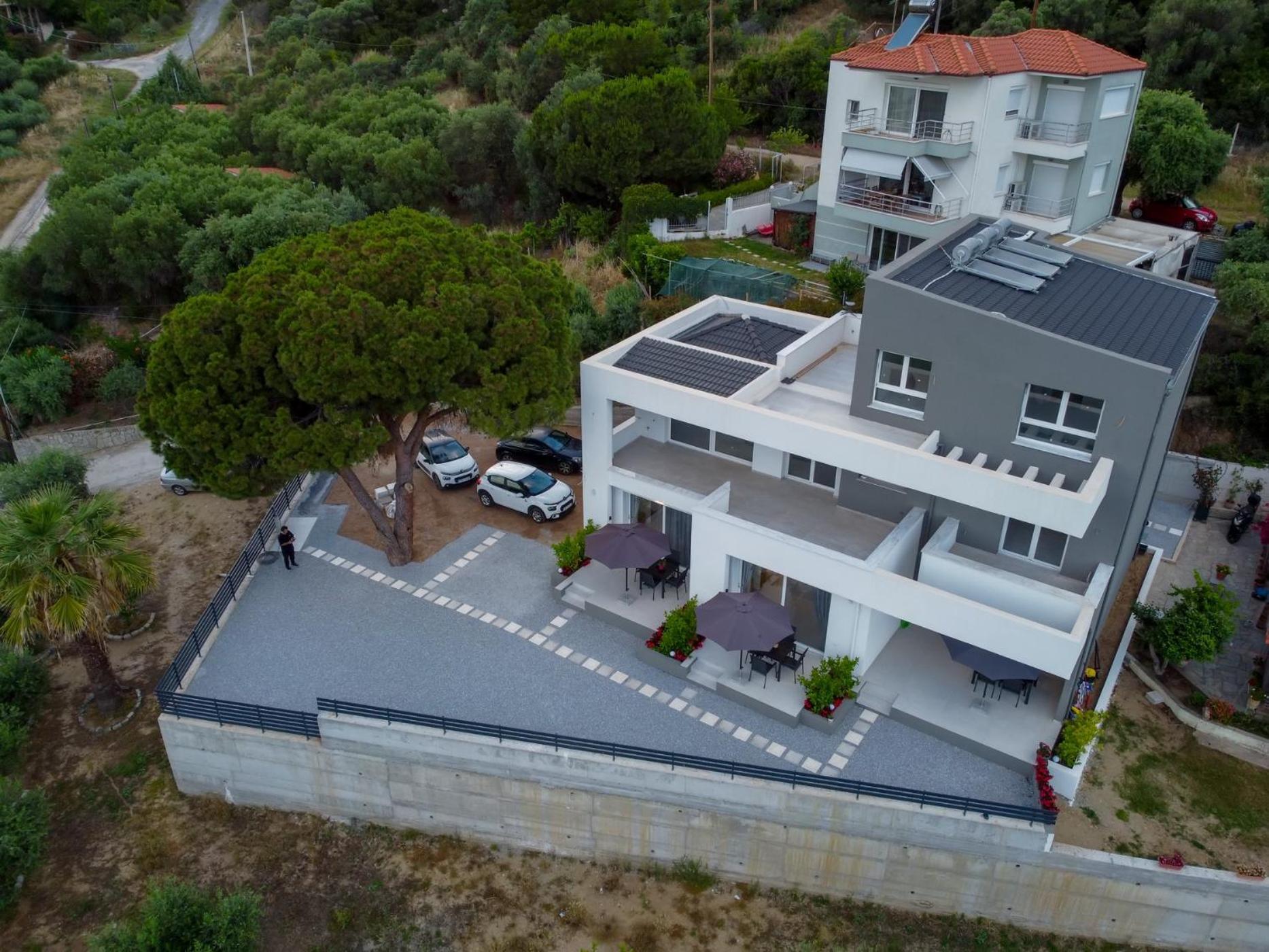 Aquarama Suites Nea Iraklitsa Bagian luar foto